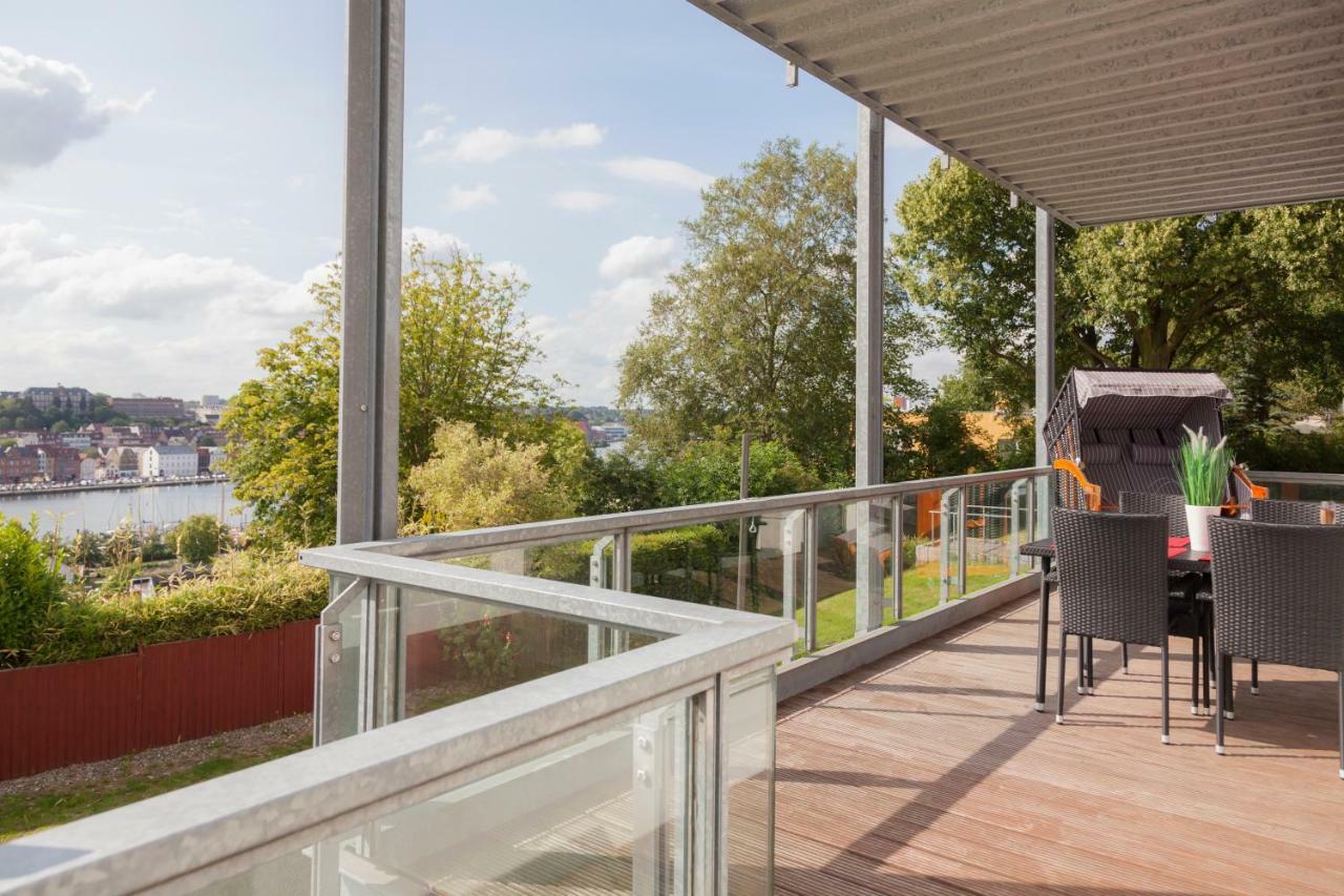 Stadtvilla Mit Hafenpanorama Flensburg Ngoại thất bức ảnh